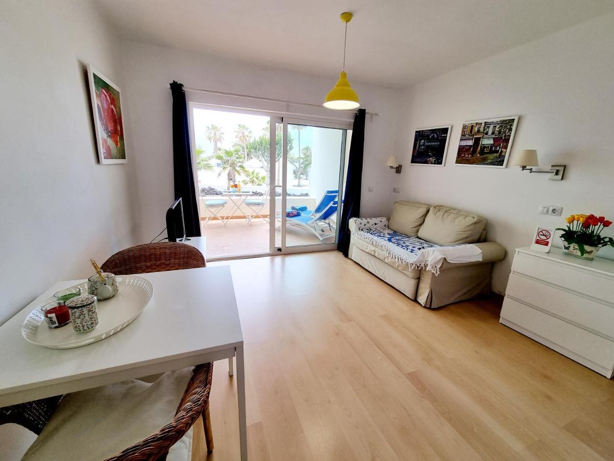 Apartamento Eduardo A Primera Linea Del Mar Costa Teguise Buitenkant foto